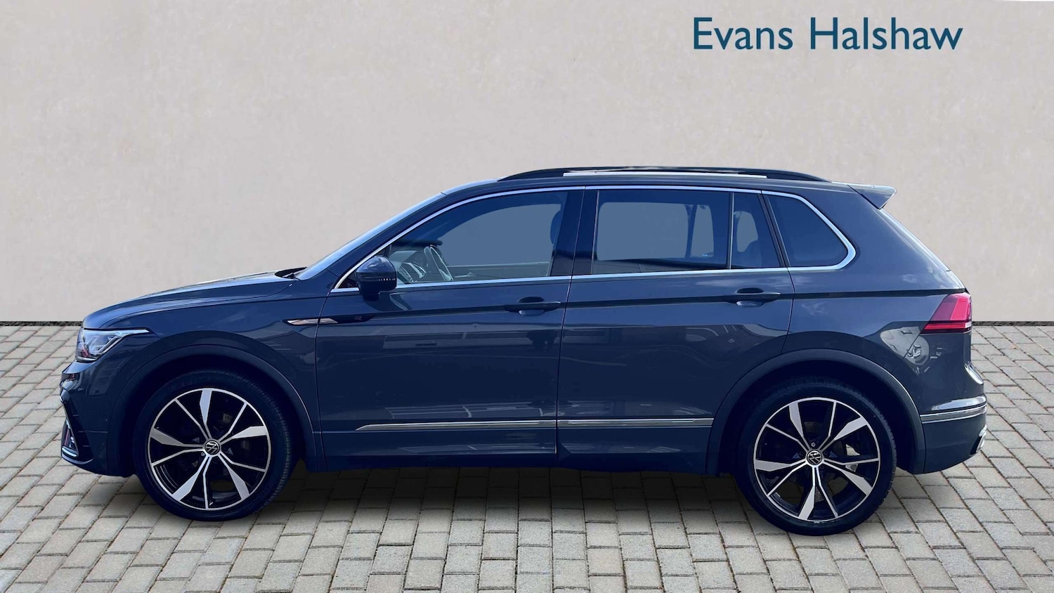 Used Volkswagen Tiguan for sale - 77860043: Photo 5