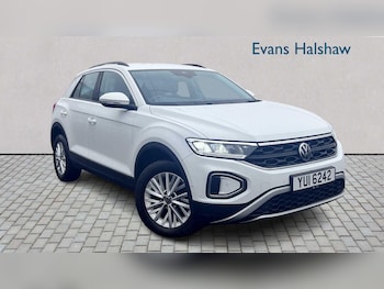 Used Volkswagen T-Roc 2022 for sale - 77862231: Photo