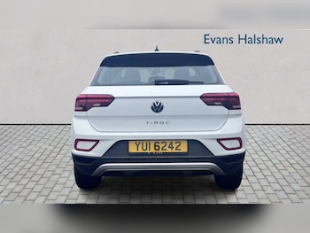 Used Volkswagen T-Roc 2022 for sale - 77862231: Photo