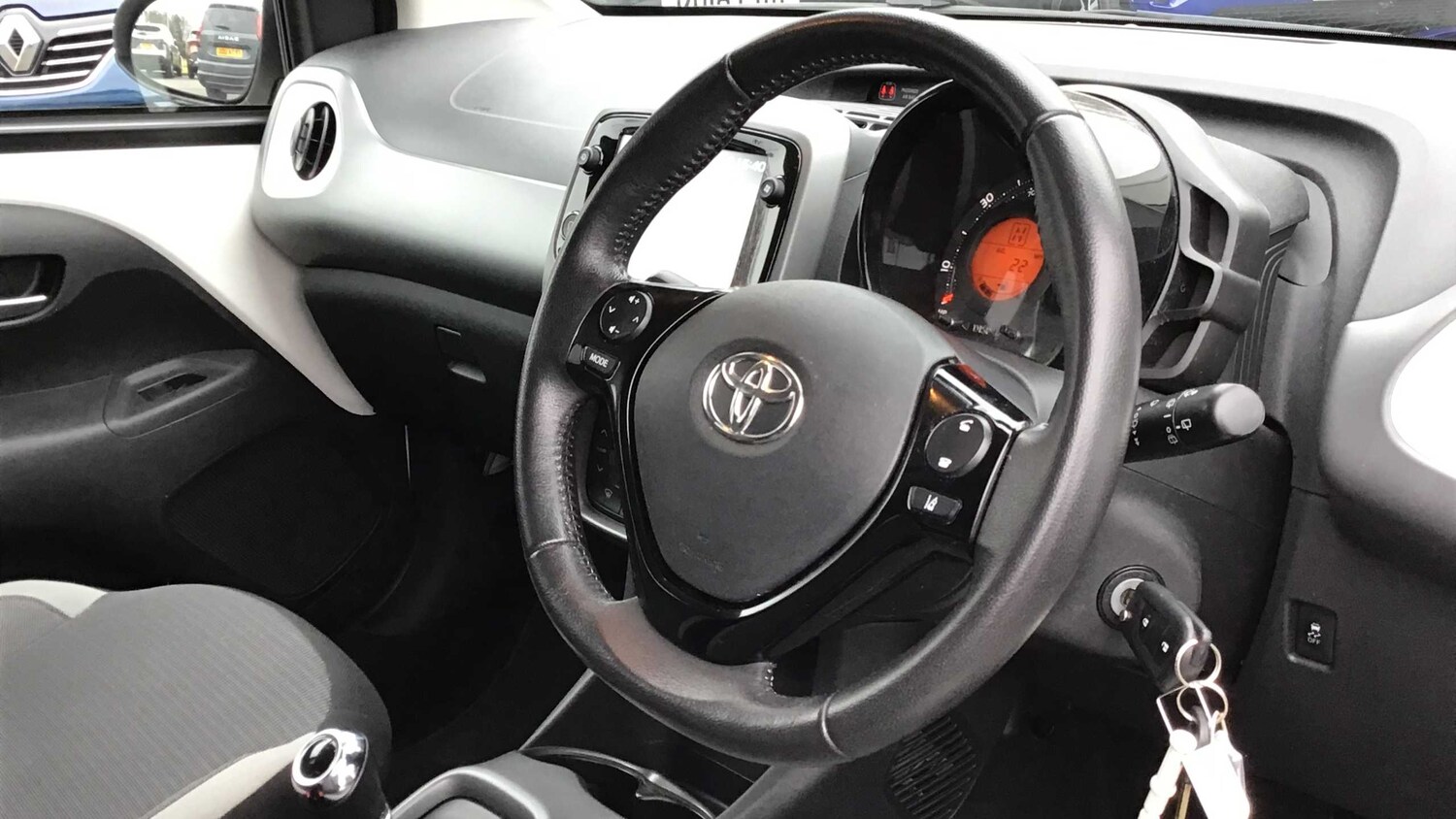 Used Toyota AYGO for sale - 77857110: Photo 8