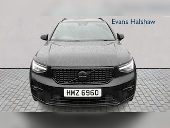 Used Volvo XC40 2025 for sale - 79810879: Photo