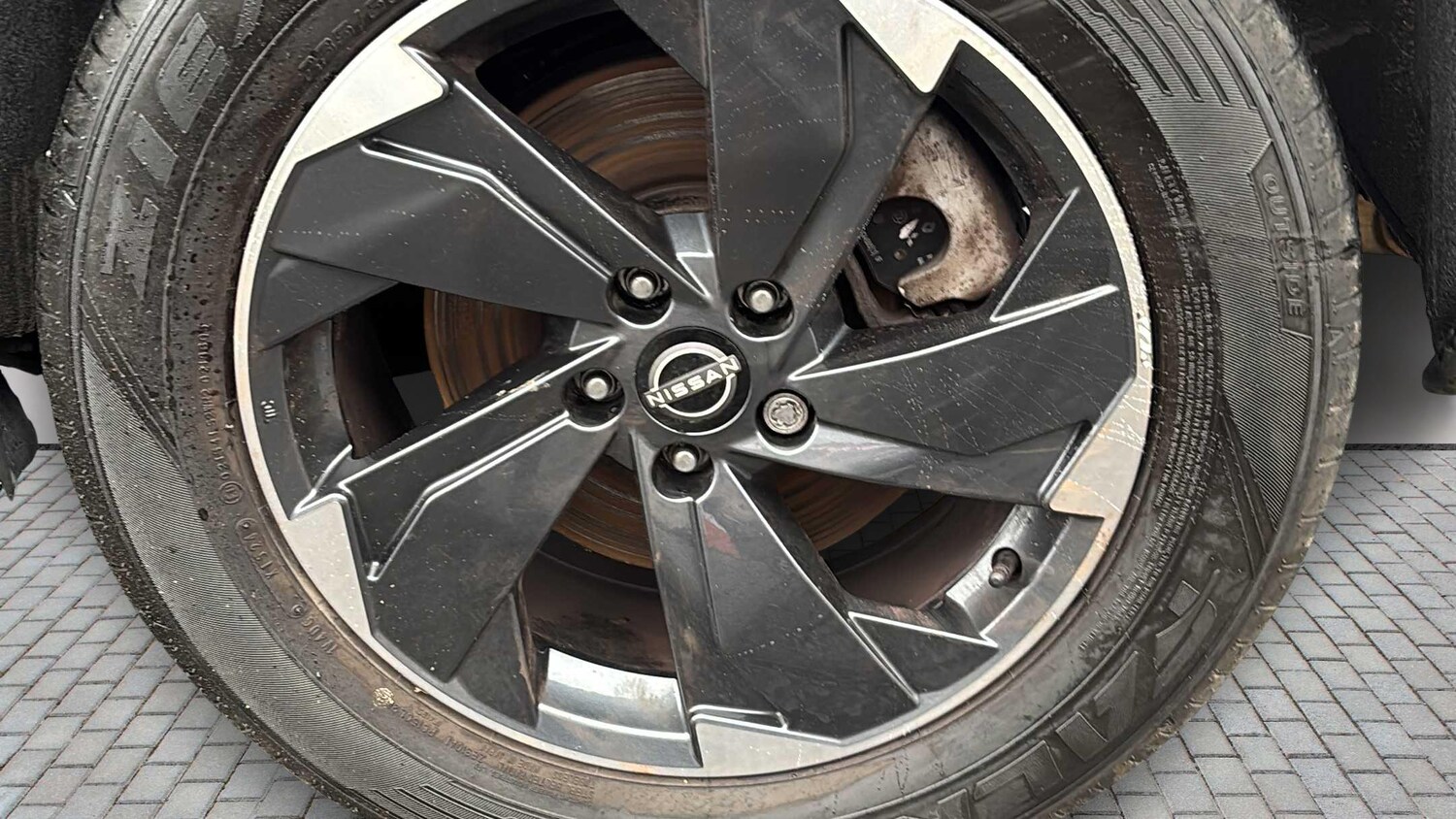 Used Nissan X-Trail for sale - 77862063: Photo 6