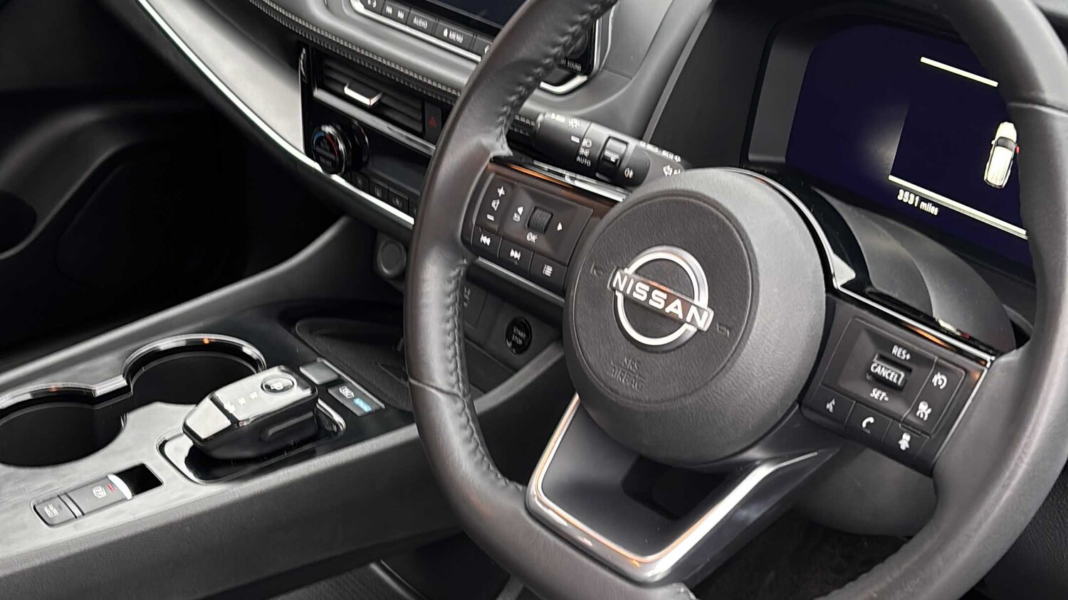 Used Nissan X-Trail for sale - 77862063: Photo 8