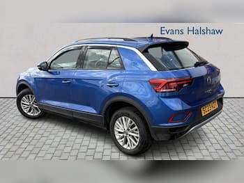Used Volkswagen T-Roc 2023 for sale - 79648604: Photo