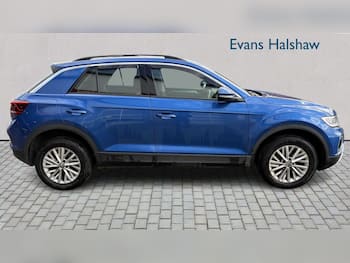 Used Volkswagen T-Roc 2023 for sale - 79648604: Photo