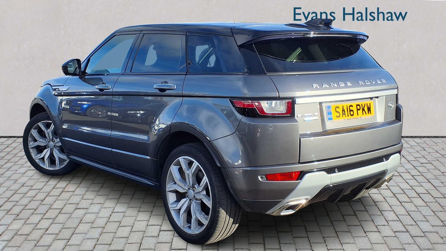 Used Land Rover Range Rover Evoque 2016 for sale - 77996008: Photo 2