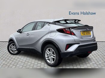 Used Toyota C-HR 2023 for sale - 78010040: Photo