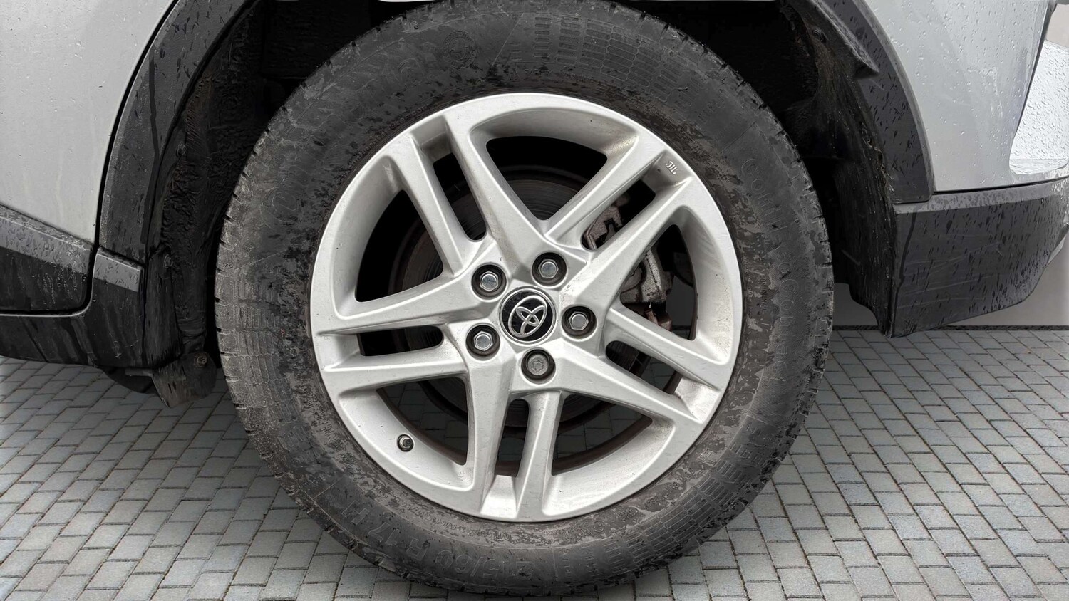 Used Toyota C-HR 2023 for sale - 78010040: Photo 6