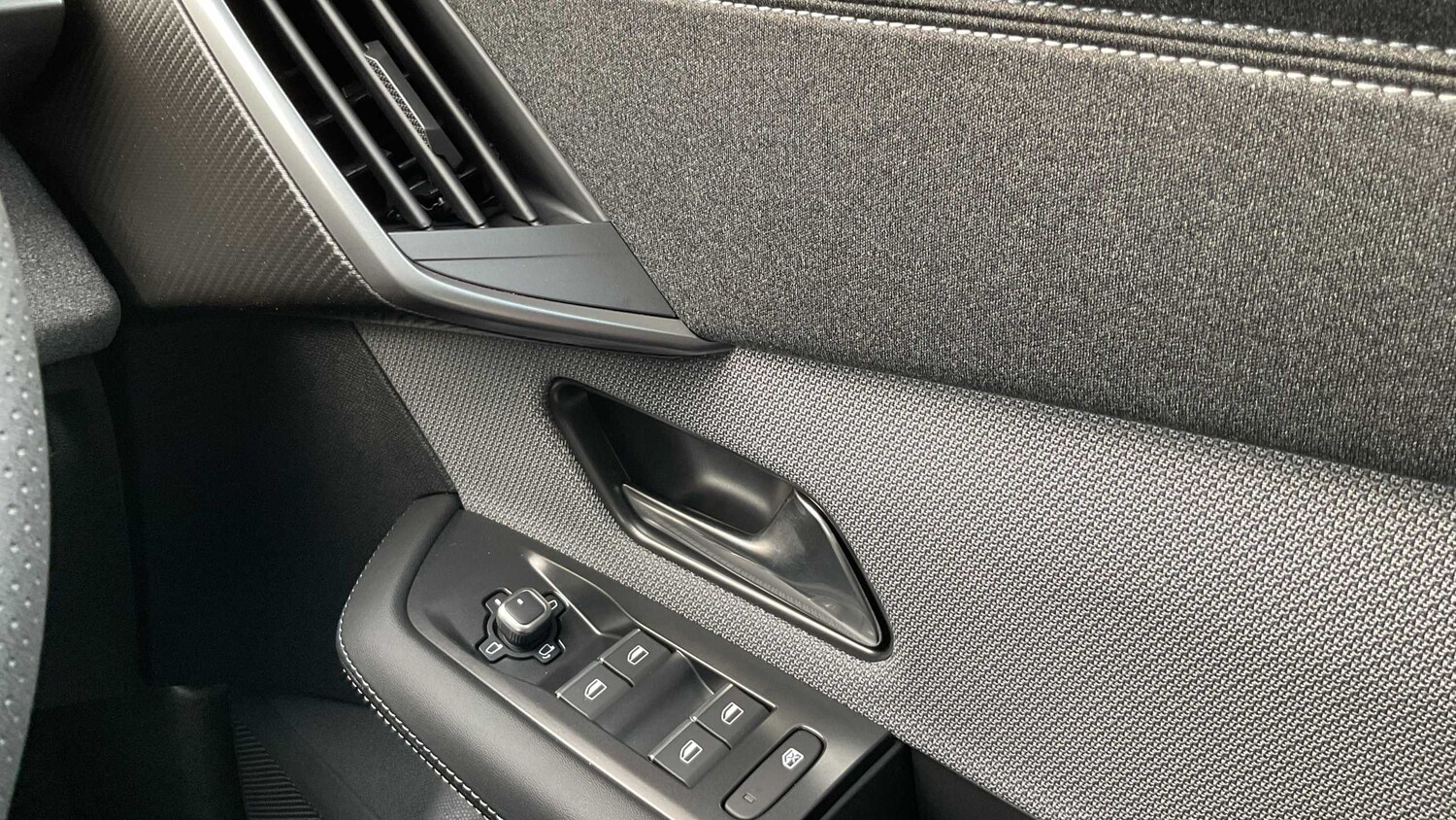 Used Vauxhall Grandland for sale - 77860124: Photo 15