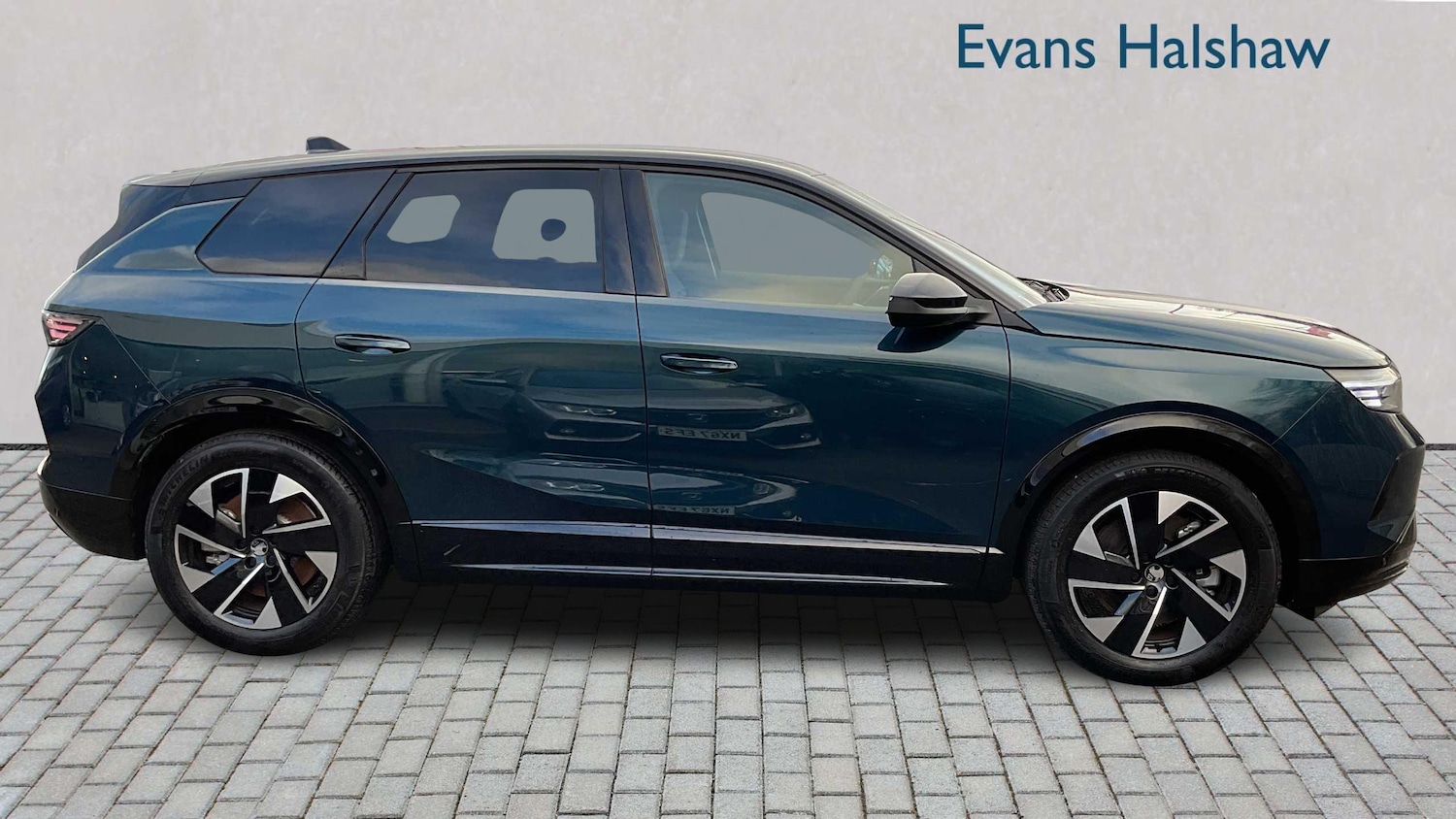 Used Vauxhall Grandland for sale - 77860124: Photo 3