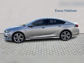 Used Vauxhall Insignia 2017 for sale - 77862349: Photo