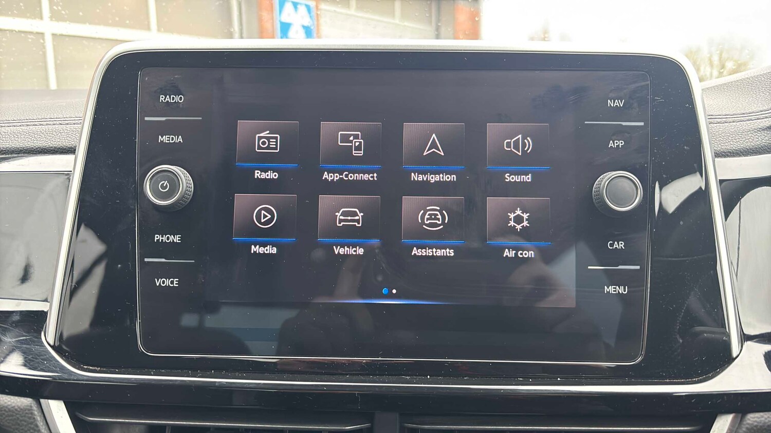 Used Volkswagen T-Roc for sale - 77858392: Photo 11