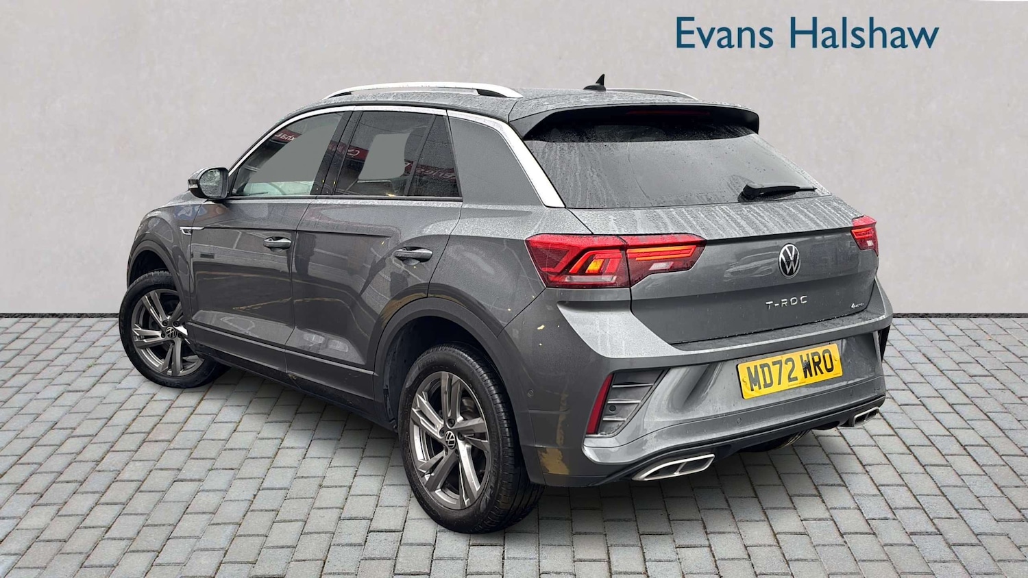 Used Volkswagen T-Roc for sale - 77858392: Photo 2