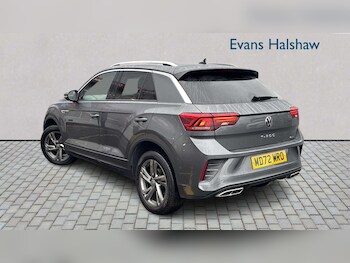 Used Volkswagen T-Roc 2023 for sale - 77858392: Photo