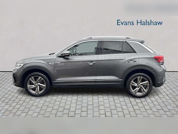 Used Volkswagen T-Roc 2023 for sale - 77858392: Photo