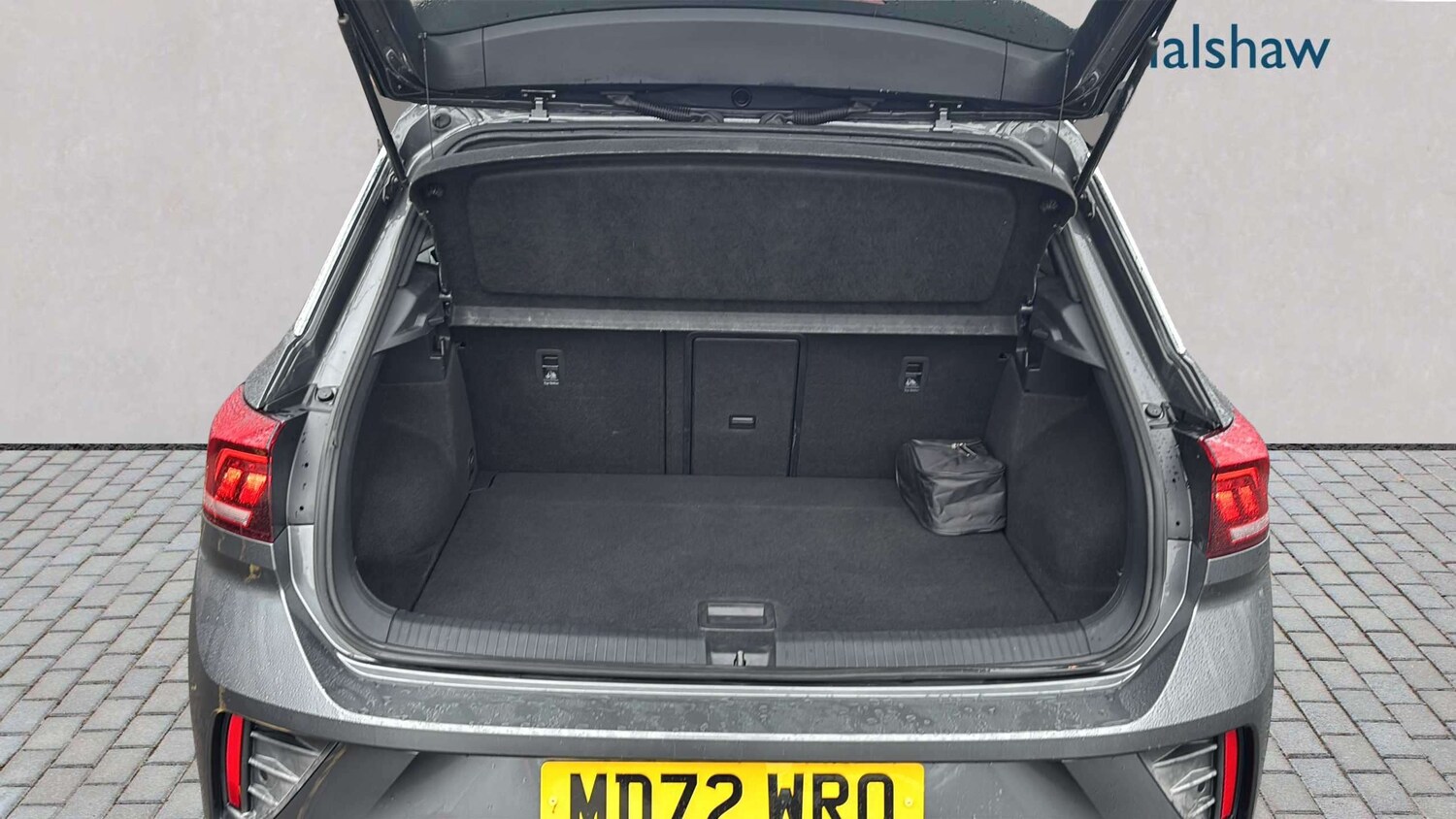 Used Volkswagen T-Roc for sale - 77858392: Photo 7