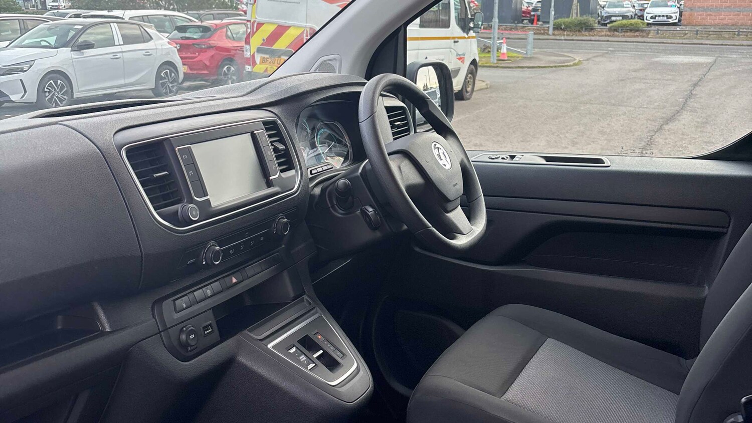 Used Vauxhall Vivaro Life for sale - 77858155: Photo 12