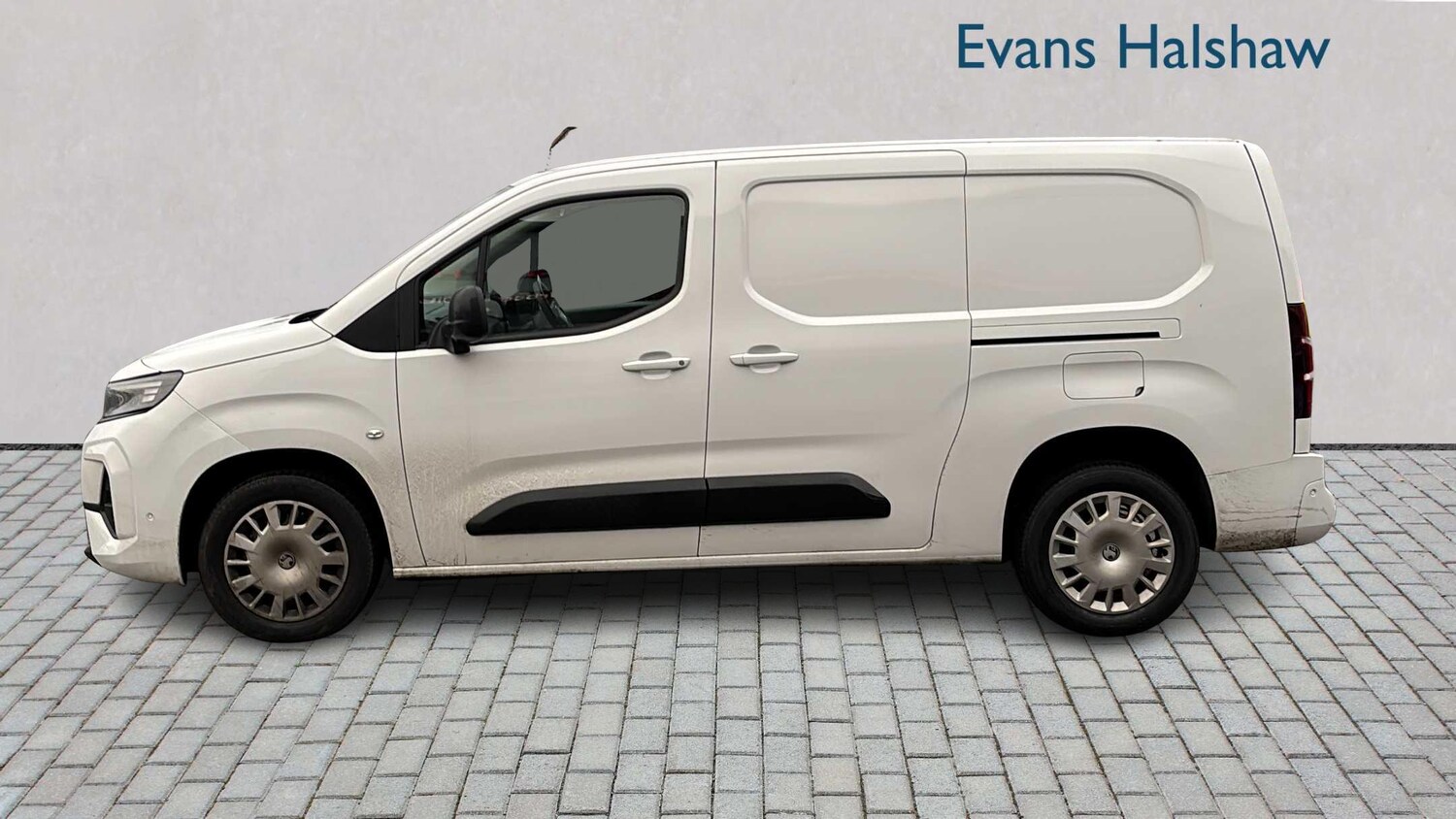 Used Vauxhall Combo 2024 for sale - 77859635: Photo 4