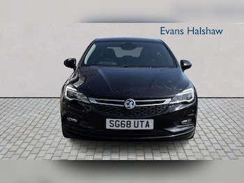 Used Vauxhall Astra 2018 for sale - 79040244: Photo