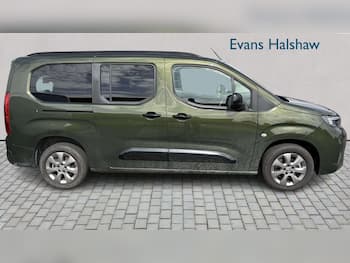 Used Vauxhall Combo Life 2025 for sale - 79730942: Photo