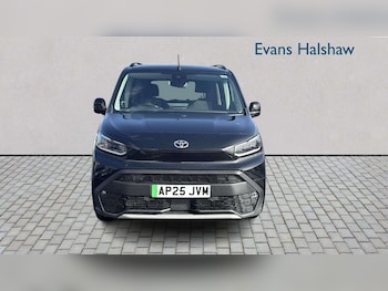 Used Toyota PROACE CITY Verso 2025 for sale - 78063799: Photo