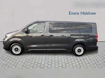 Used Vauxhall Vivaro Life 2025 for sale - 77857690: Photo