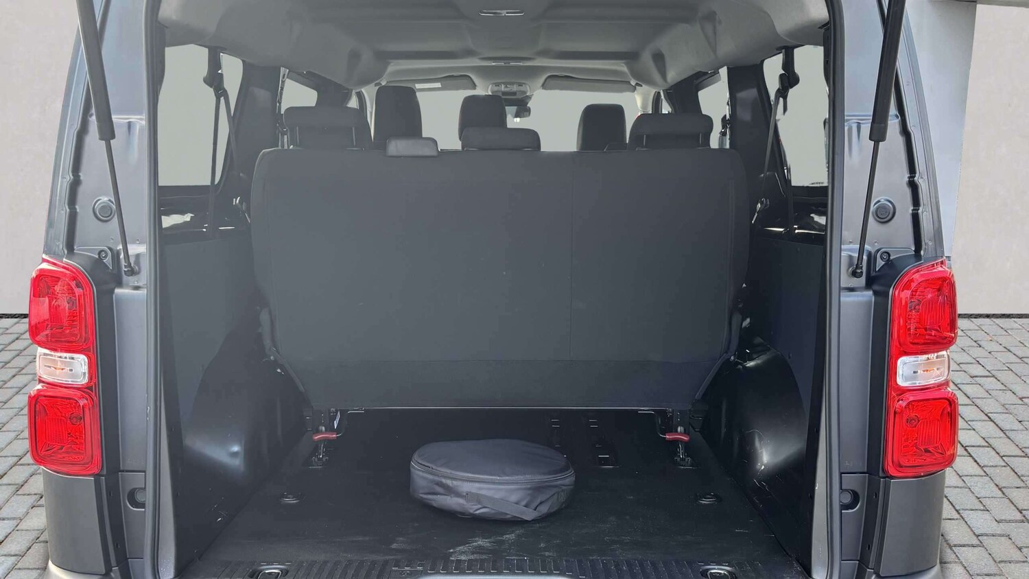 Used Vauxhall Vivaro Life for sale - 77857690: Photo 7