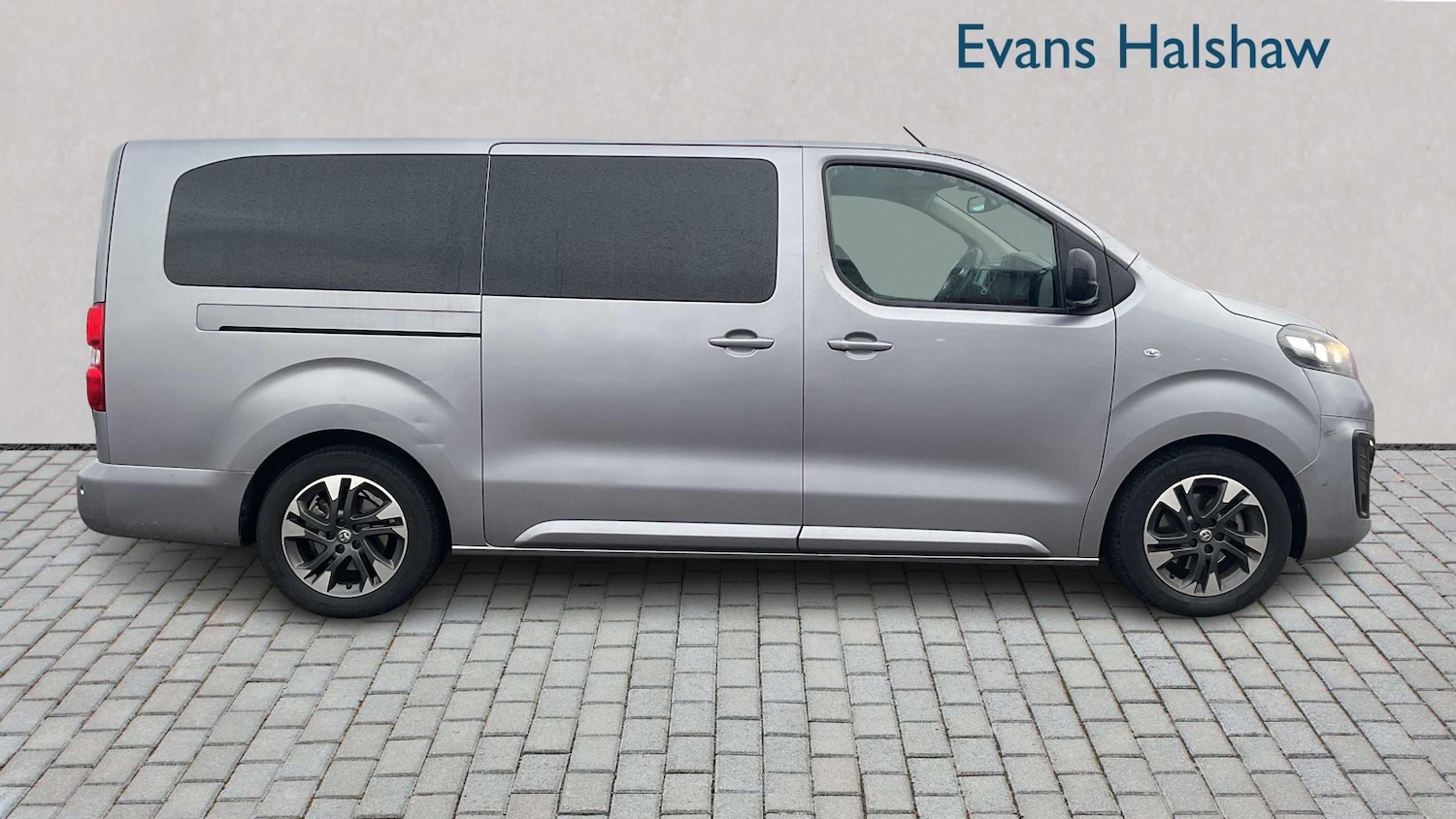 Used Vauxhall Vivaro Life for sale - 77886221: Photo 3