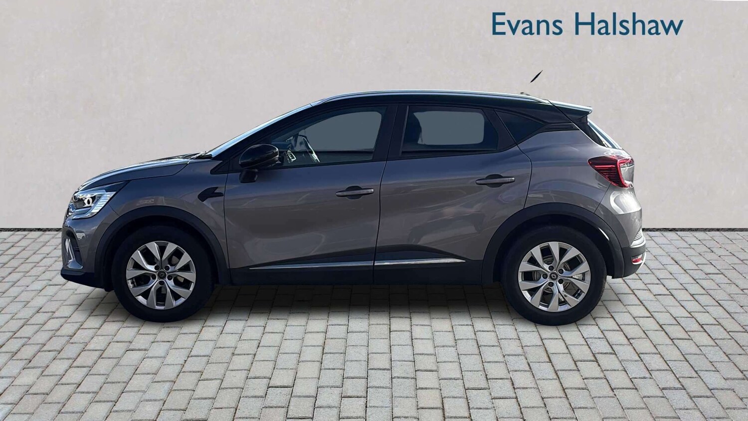 Used Renault Captur for sale - 78129778: Photo 4