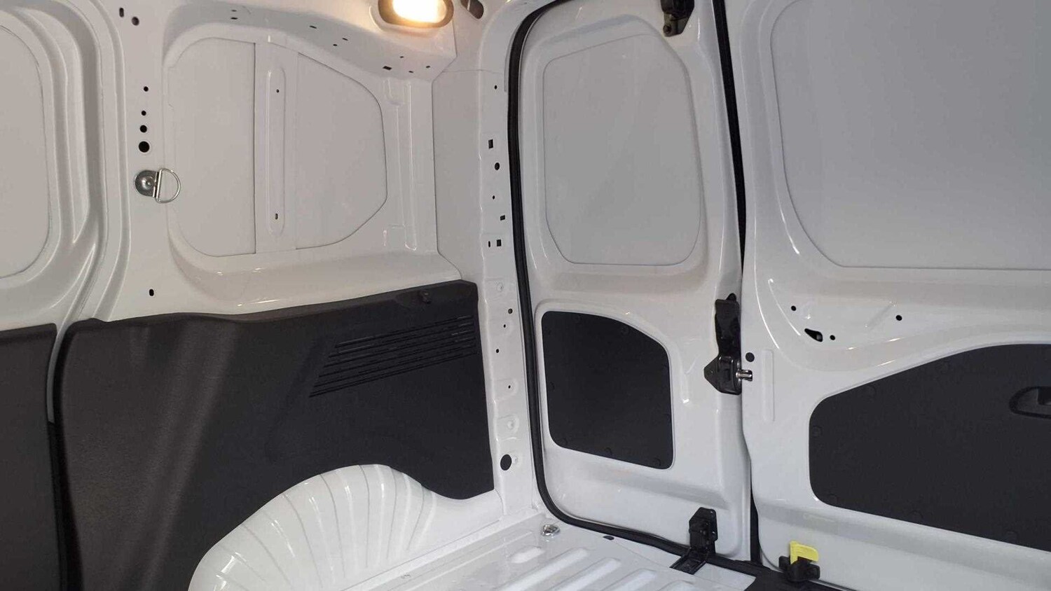 Used Vauxhall Combo 2025 for sale - 77859745: Photo 16