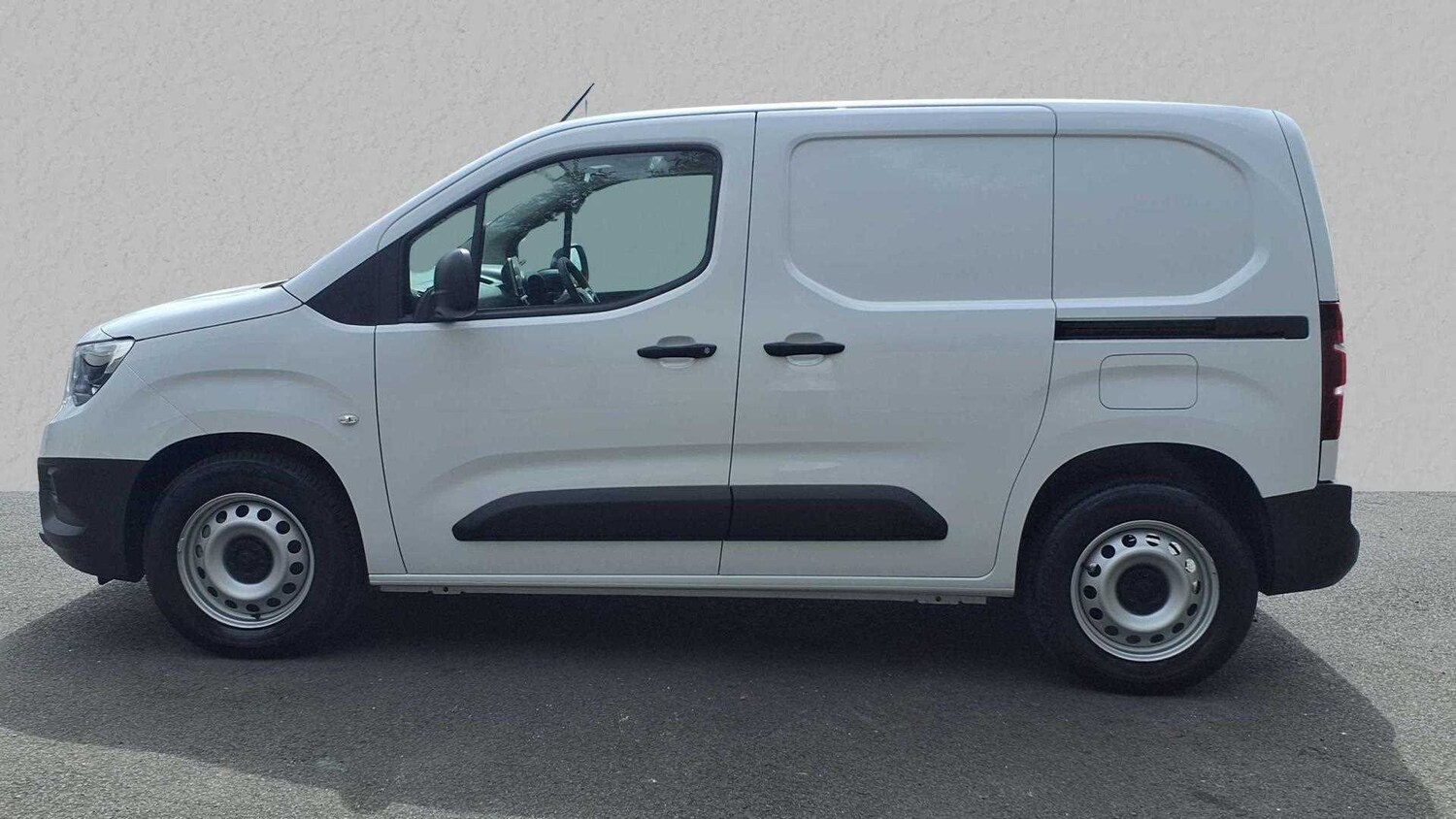 Used Vauxhall Combo 2025 for sale - 77859745: Photo 3