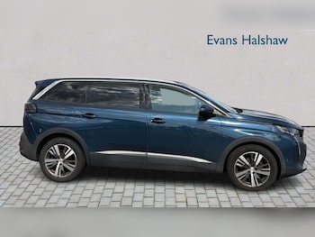 Used Peugeot 5008 2021 for sale - 79257476: Photo