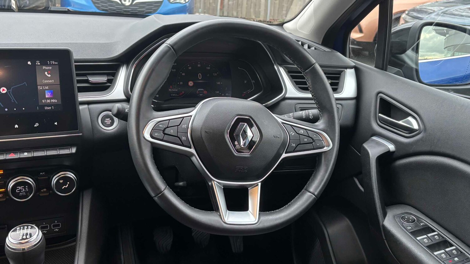 Used Renault Captur for sale - 77857263: Photo 11