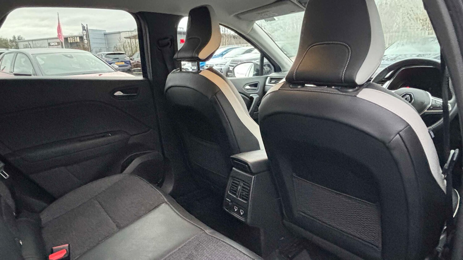 Used Renault Captur for sale - 77857263: Photo 15