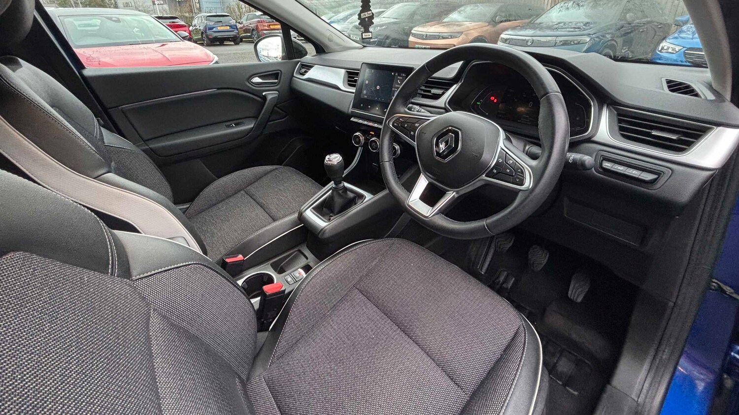 Used Renault Captur for sale - 77857263: Photo 9