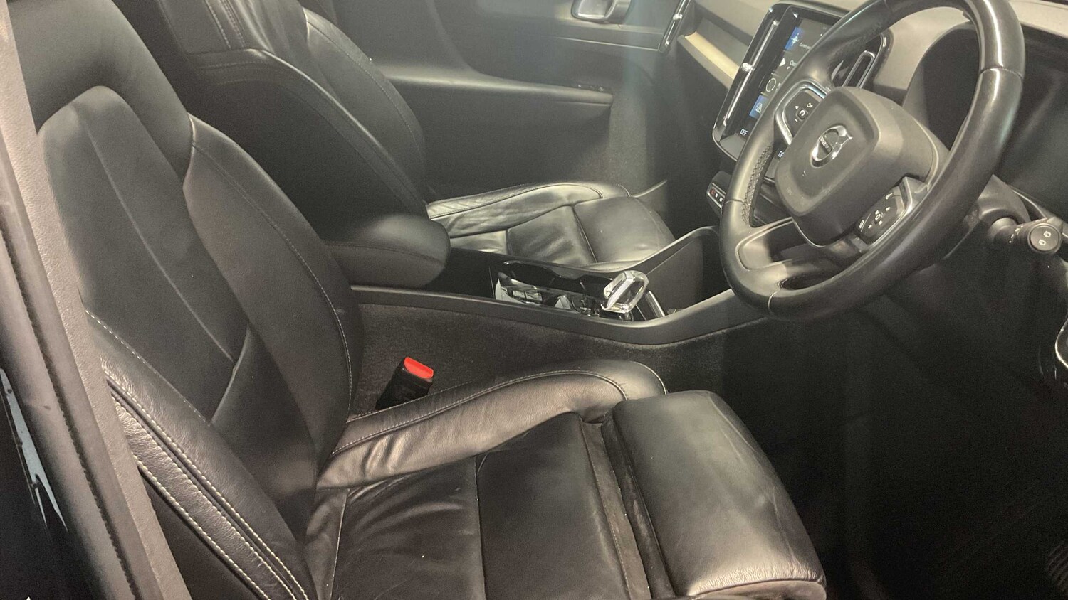 Used Volvo XC40 2022 for sale - 77996234: Photo 13