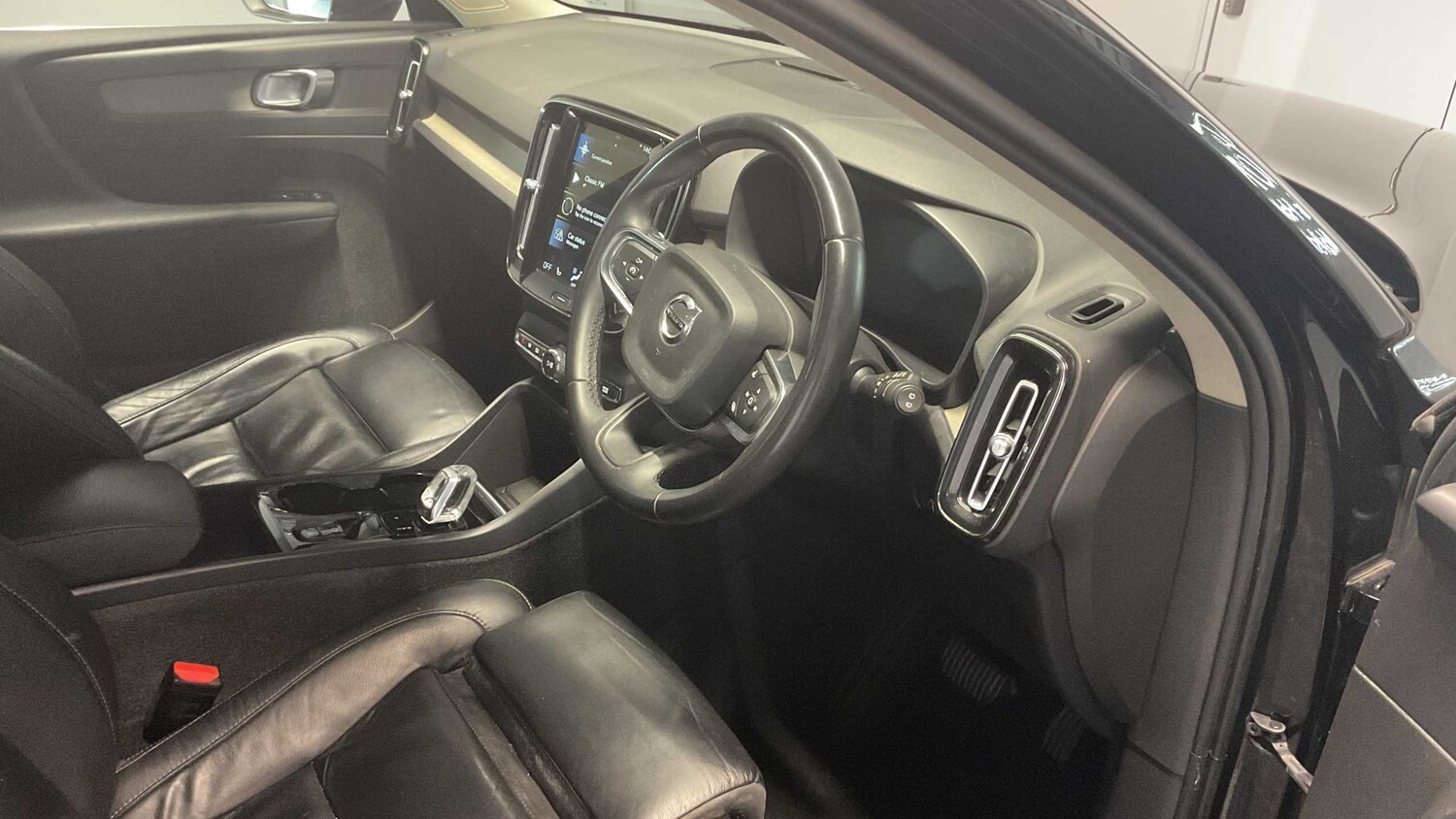 Used Volvo XC40 2022 for sale - 77996234: Photo 14