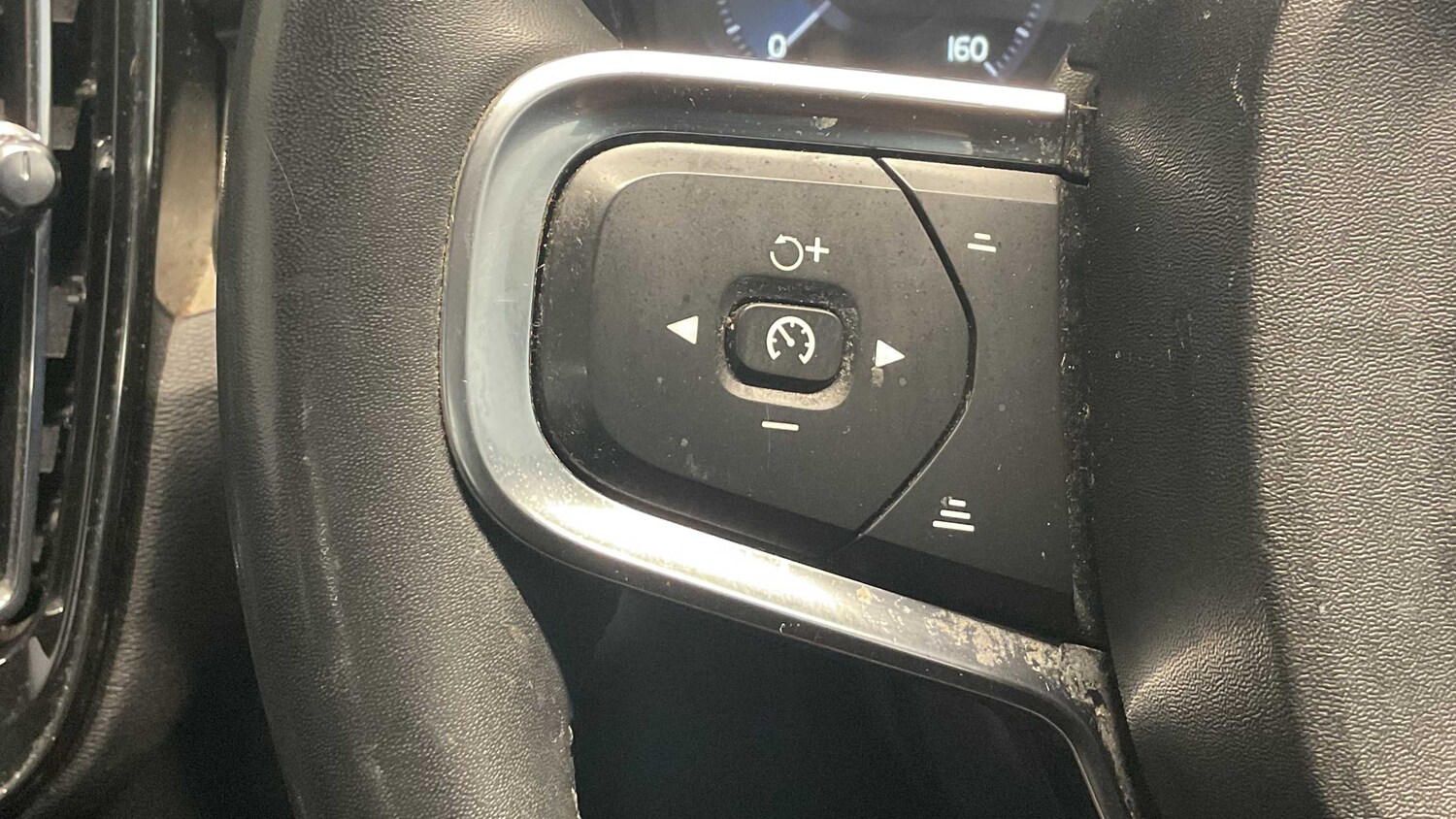 Used Volvo XC40 2022 for sale - 77996234: Photo 17