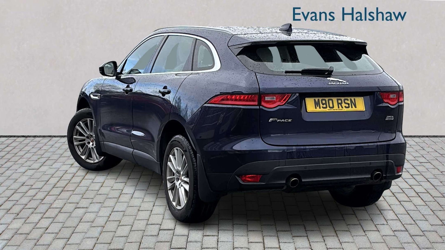 Used Jaguar F-Pace 2017 for sale - 77899283: Photo 3