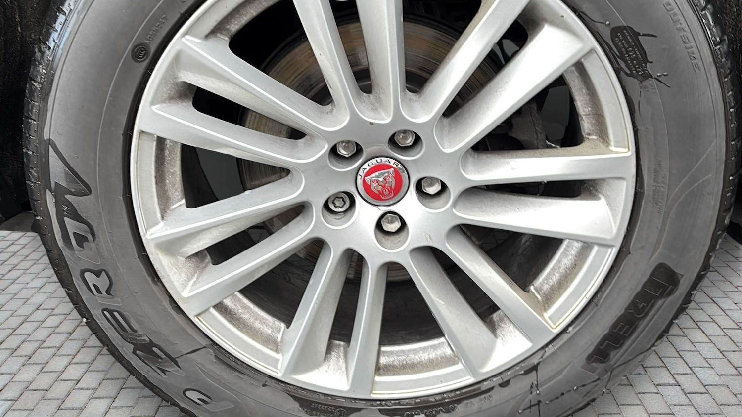 Used Jaguar F-Pace 2017 for sale - 77899283: Photo 7