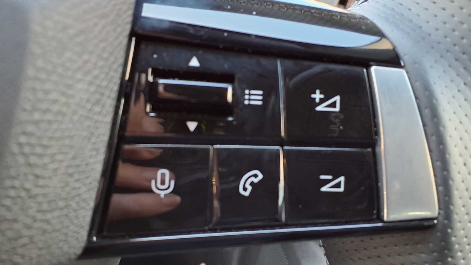 Used Vauxhall Astra for sale - 77861654: Photo 22