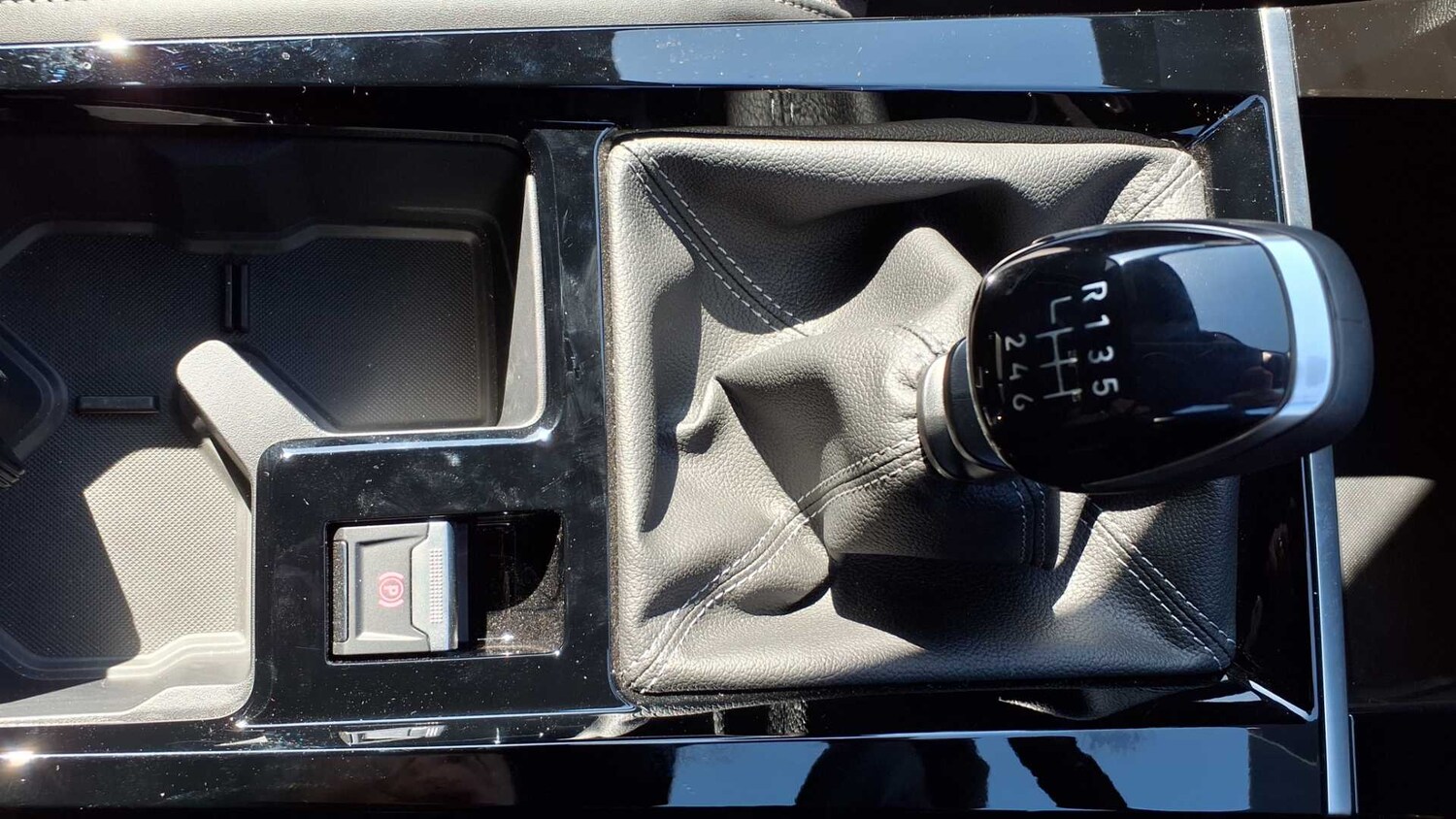 Used Vauxhall Astra for sale - 77861654: Photo 30