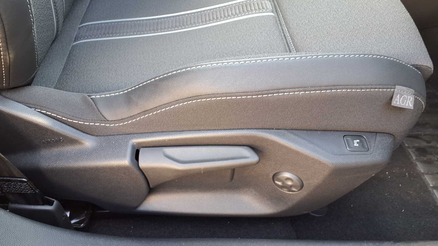 Used Vauxhall Astra for sale - 77861654: Photo 34