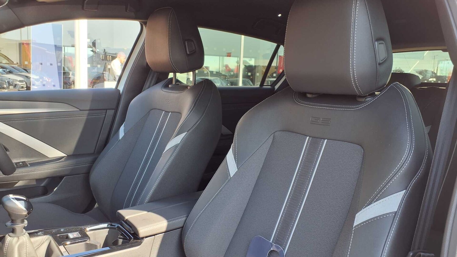 Used Vauxhall Astra for sale - 77861654: Photo 35