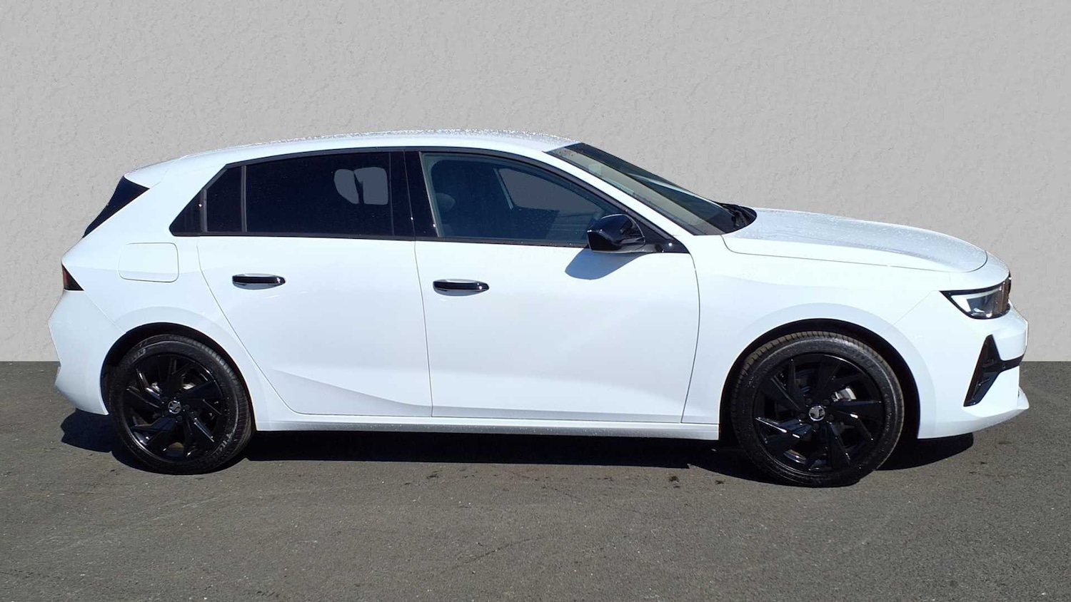 Used Vauxhall Astra for sale - 77861654: Photo 5