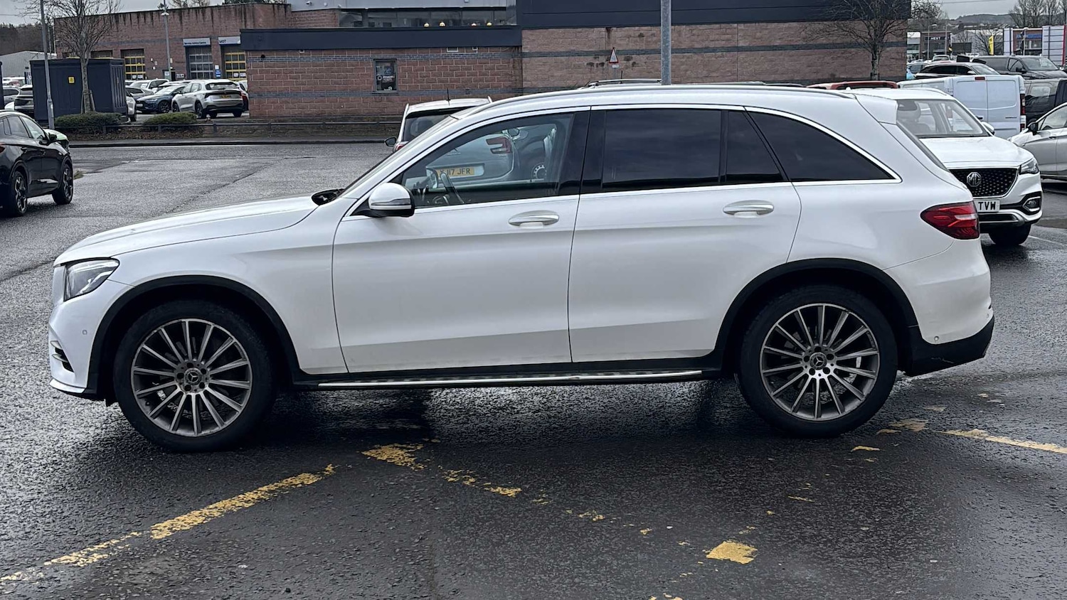 Used Mercedes-Benz GLC for sale - 77859646: Photo 4