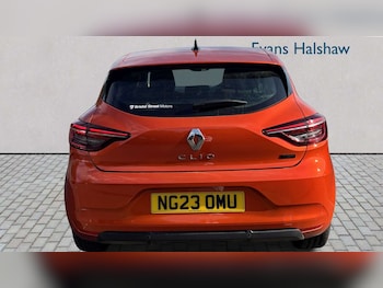 Used Renault Clio 2023 for sale - 79523740: Photo