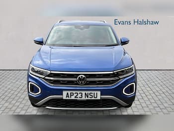 Used Volkswagen T-Roc 2023 for sale - 79648929: Photo