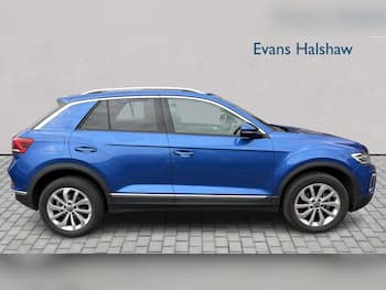Used Volkswagen T-Roc 2023 for sale - 79648929: Photo