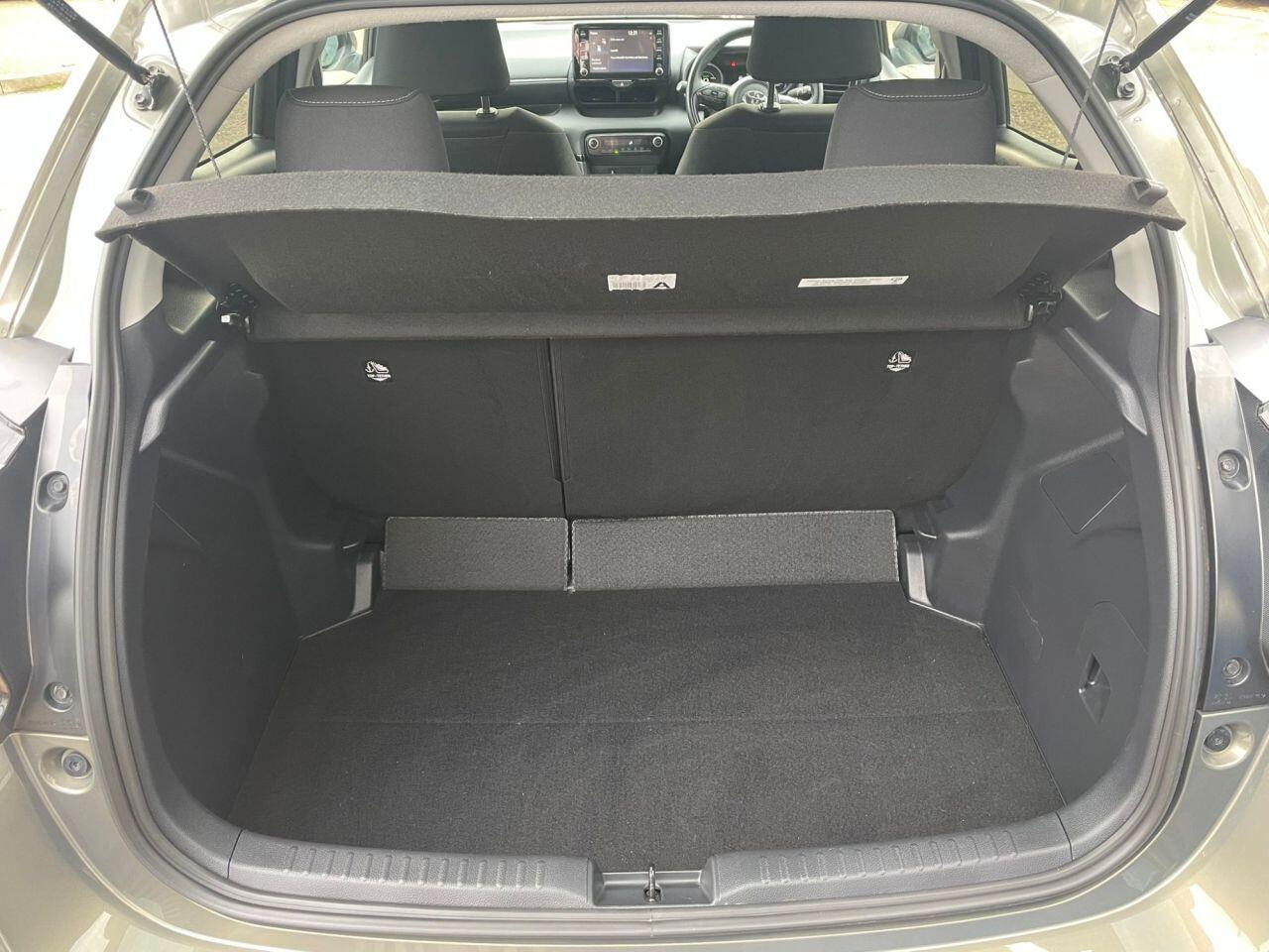 Used Toyota Yaris 2021 for sale - 77784073: Photo 18